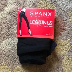 Spanx Leggings 🖤